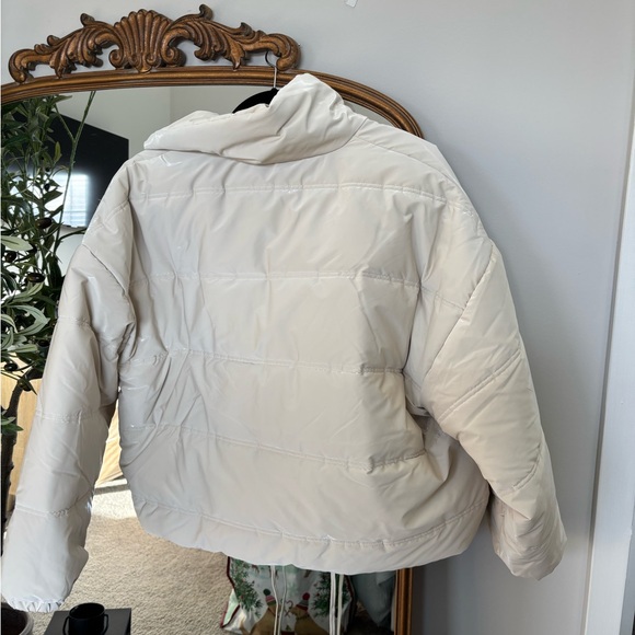 White Puffer Jacket - Picture 4 of 4